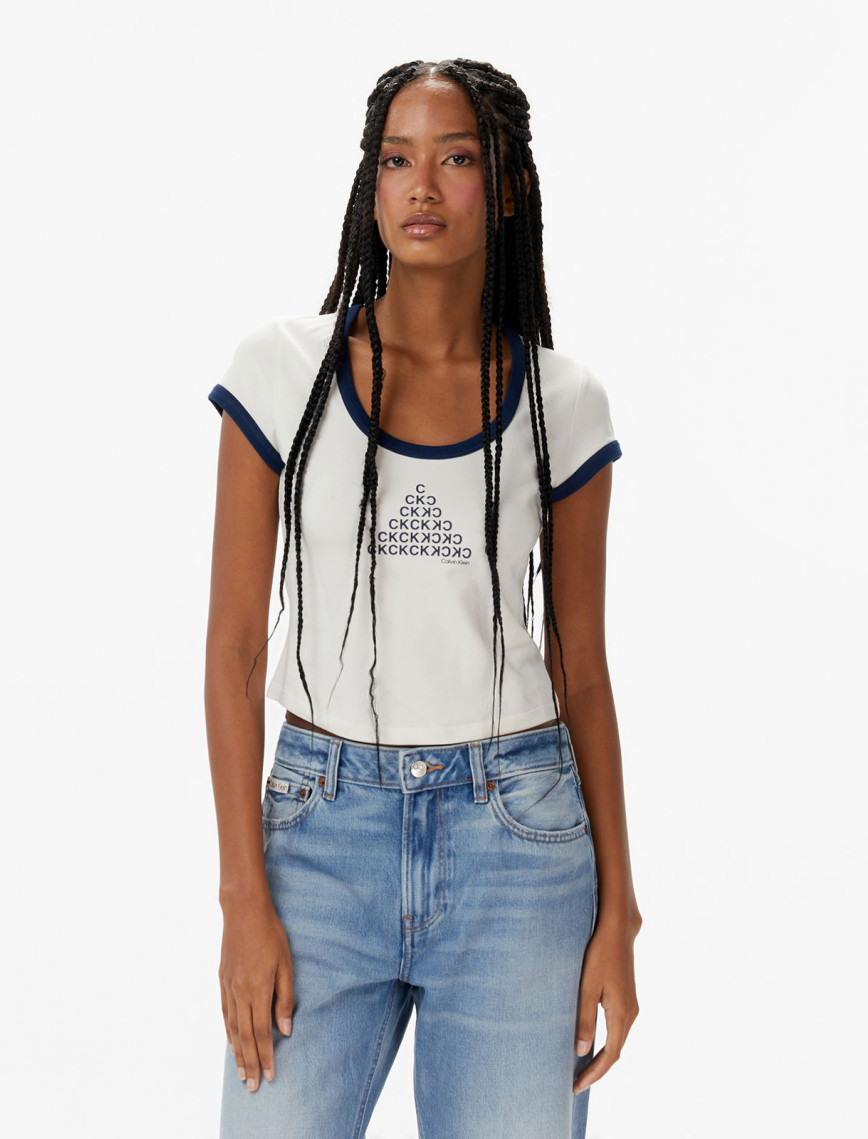 Calvin Klein Graphic Kadın Beyaz T-Shirt Calvin Klein Graphic Kadın Beyaz T-Shirt