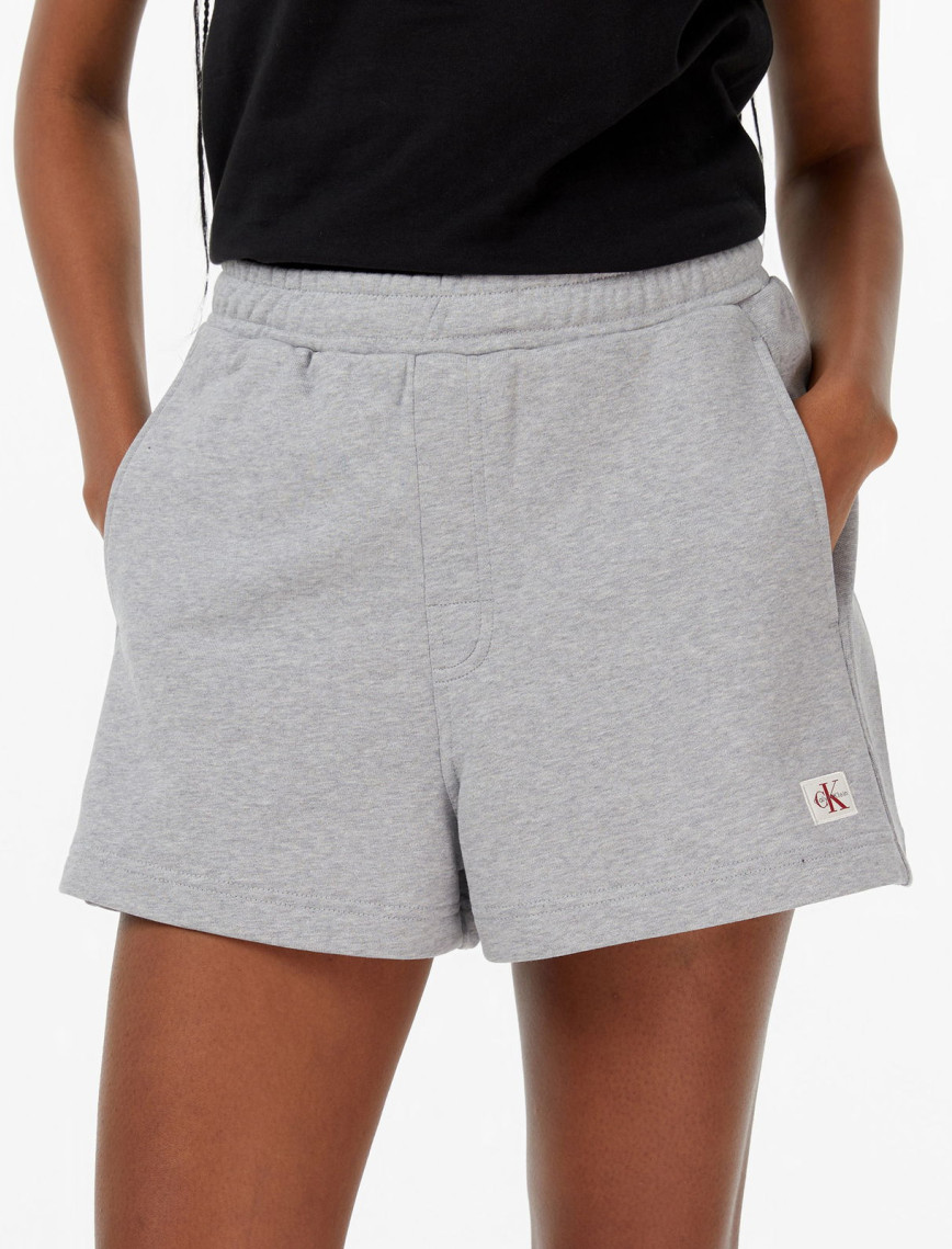 Calvin Klein A French Terry Badge Logo Kadın Gri Şort Calvin Klein A French Terry Badge Logo Kadın Gri Şort