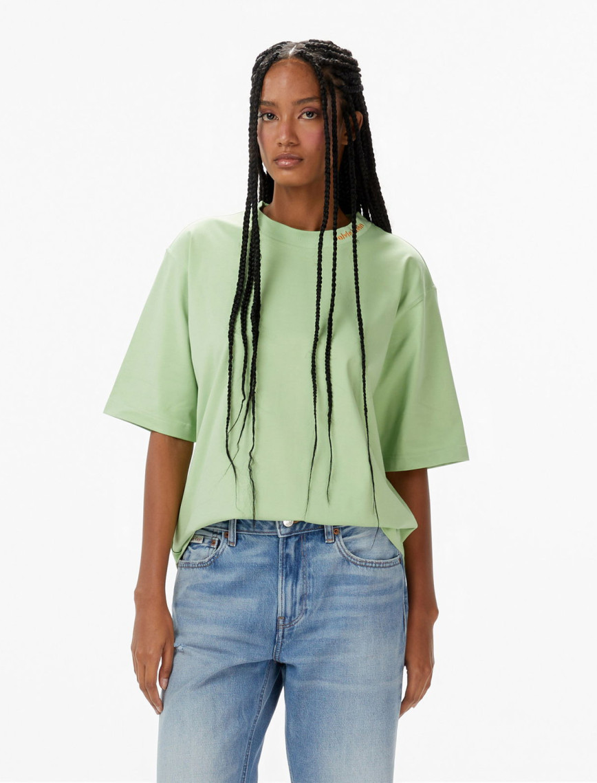 Calvin Klein Cooling Jersey Relaxed Kadın Yeşil T-Shirt Calvin Klein Cooling Jersey Relaxed Kadın Yeşil T-Shirt