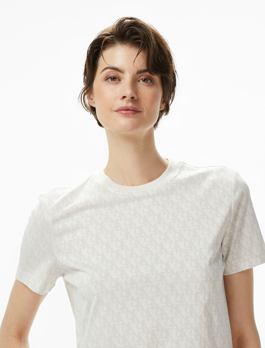Calvin Klein Classic Kadın Beyaz T-Shirt Calvin Klein Classic Kadın Beyaz T-Shirt