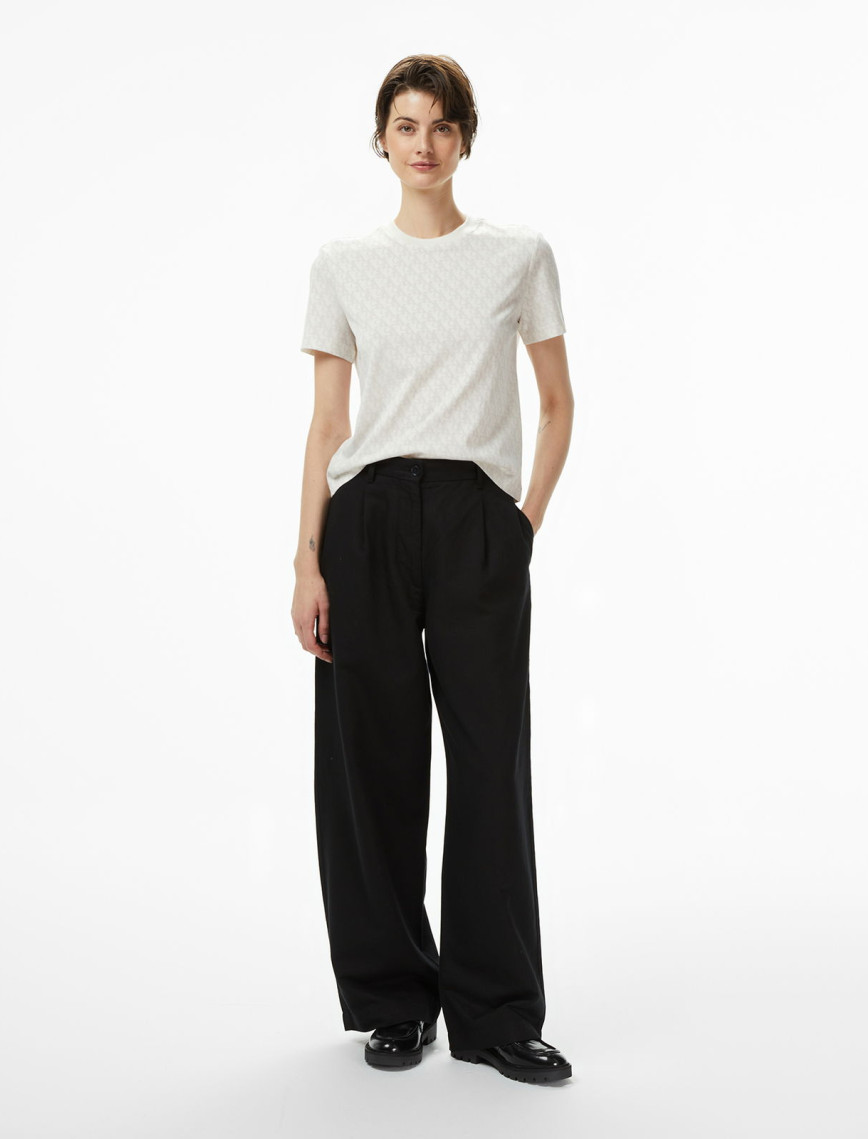 Calvin Klein Classic Kadın Beyaz T-Shirt Calvin Klein Classic Kadın Beyaz T-Shirt