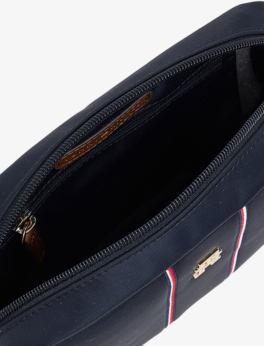 Tommy Hilfiger Popette Corp Kadın Mavi Çapraz Çanta Tommy Hilfiger Popette Corp Kadın Mavi Çapraz Çanta