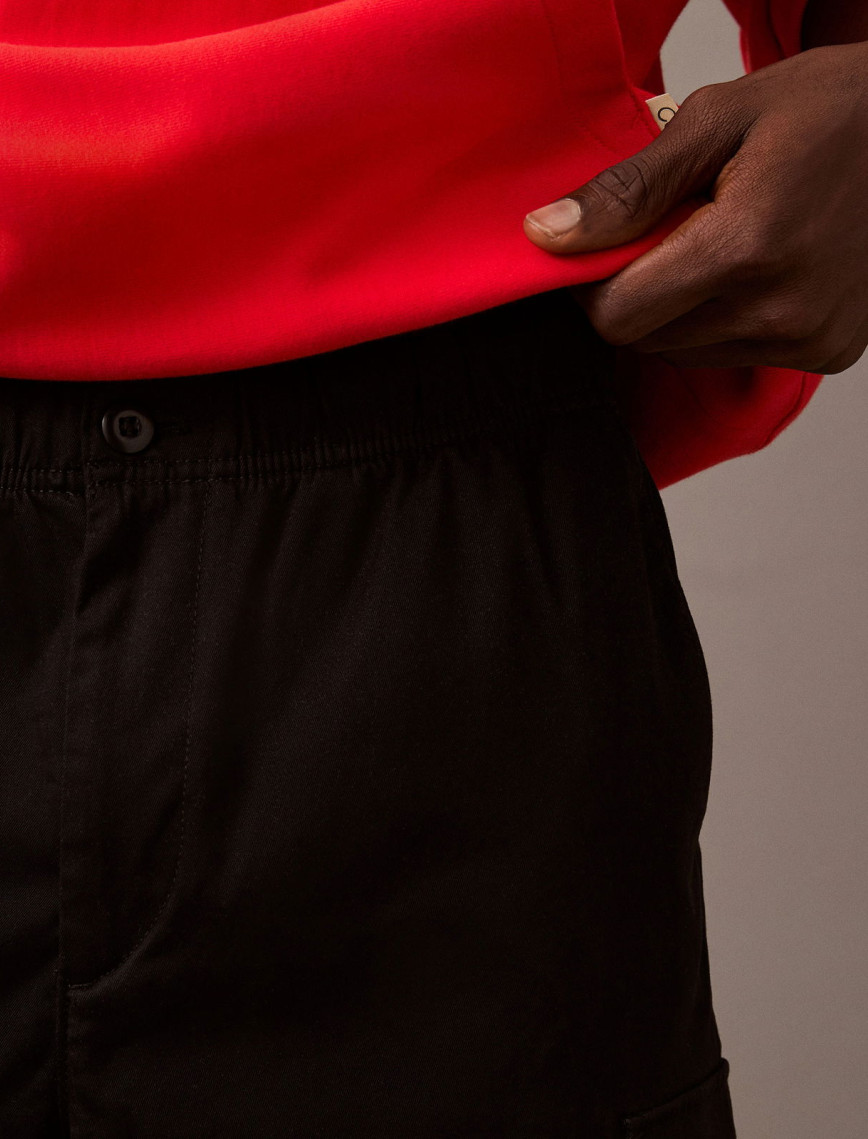Calvin Klein Cotton Pull On Straight Cargo Erkek Siyah Pantolon Calvin Klein Cotton Pull On Straight Cargo Erkek Siyah Pantolon