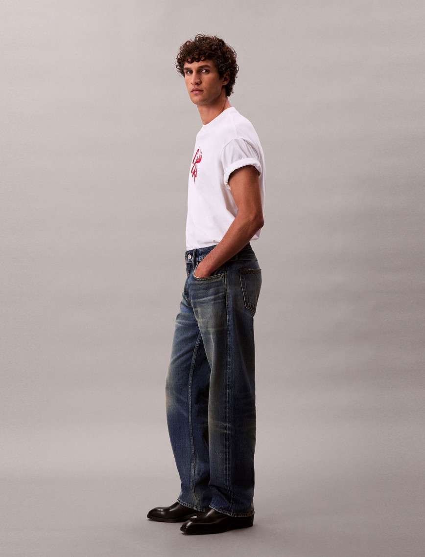 Calvin Klein Cursive Graphic Erkek Beyaz T-Shirt Calvin Klein Cursive Graphic Erkek Beyaz T-Shirt