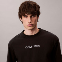 Calvin Klein Standard Logo Crewnk Erkek Siyah T-Shirt Calvin Klein Standard Logo Crewnk Erkek Siyah T-Shirt