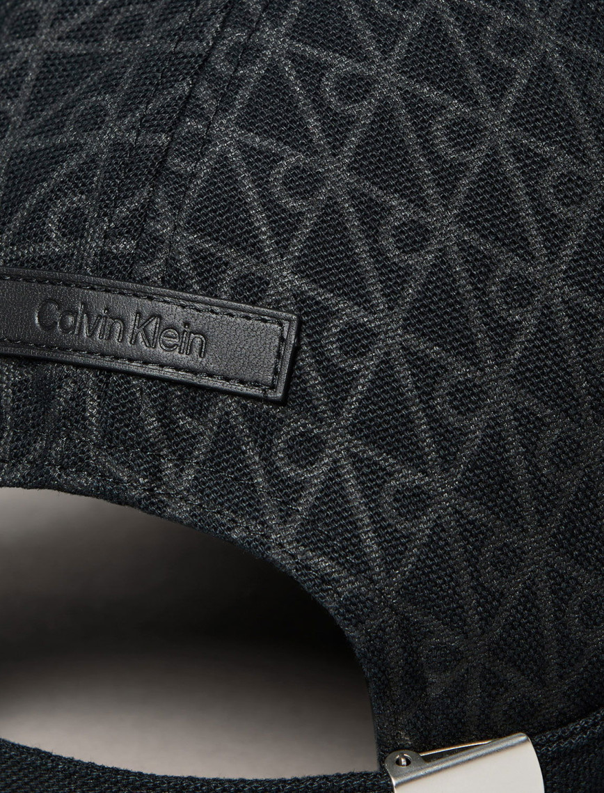 Calvin Klein Emblem Print Leather Patch  Kadın Siyah Şapka