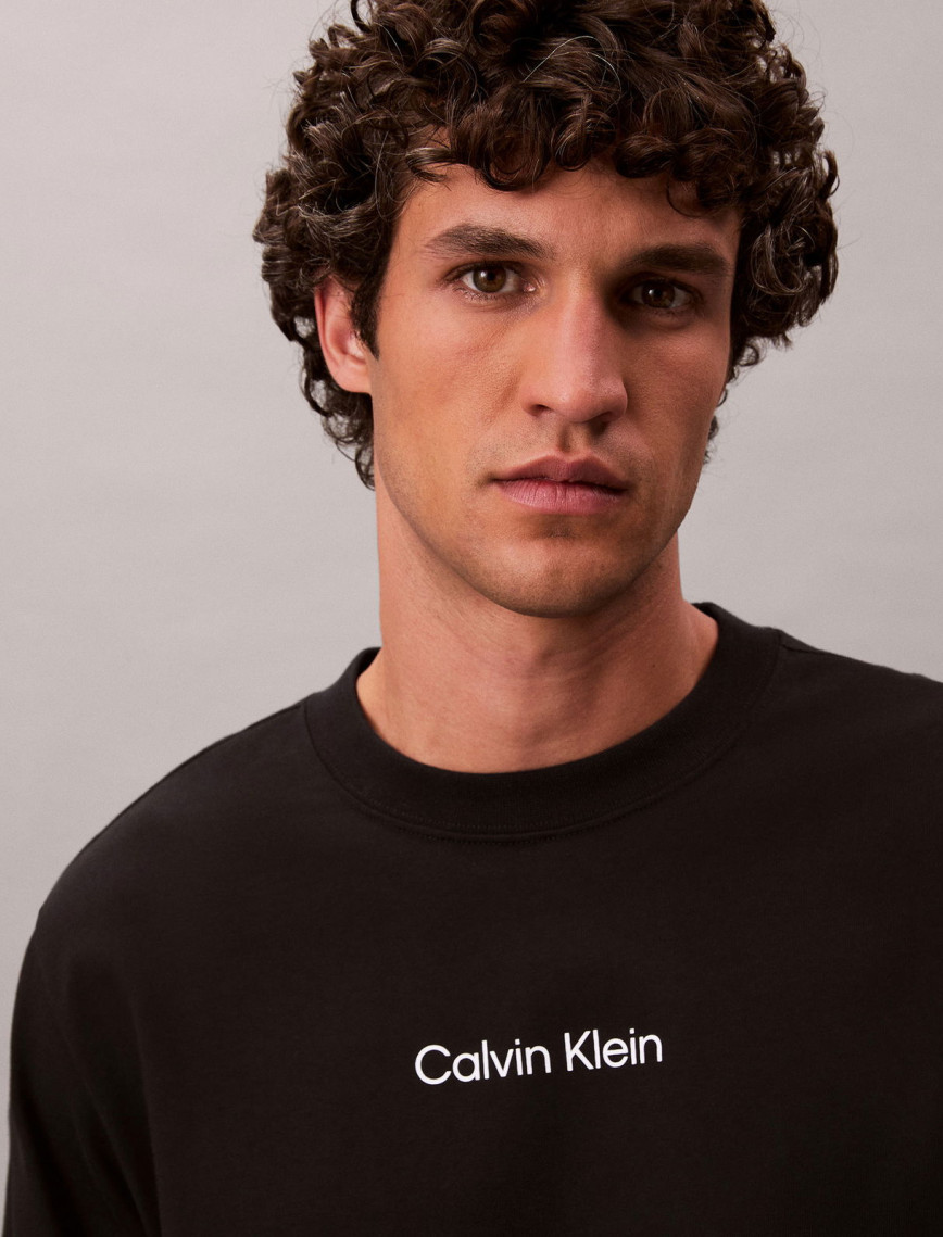 Calvin Klein Standard Logo Crew Erkek Siyah T-Shirt Calvin Klein Standard Logo Crew Erkek Siyah T-Shirt